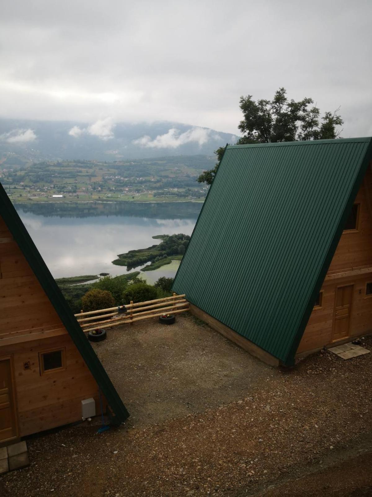 Suncani Brijeg Eco Village Plav Eksteriør billede